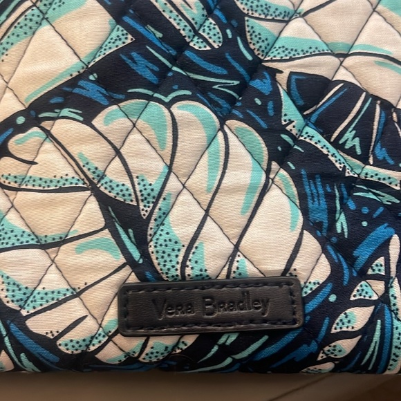 NWT Vera Bradley Grand Traveler Bag
Shore Enough - Picture 8 of 8